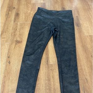 leggings looks  like leather